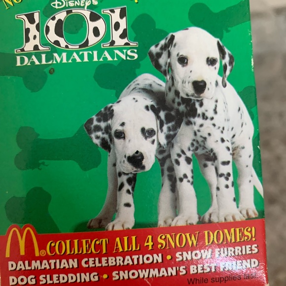 Disney Vintage 1996 McDonalds Disney 101 Dalmatians "Dog Sledding" Snow Globe - Picture 8 of 9